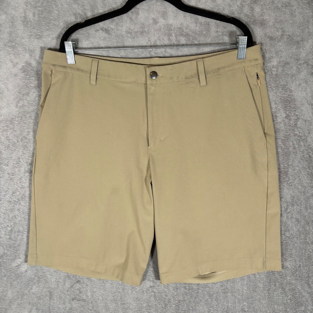 Lululemon Commission Short 10 Warpstreme Khaki Tan Mens Golf Chino Size 36